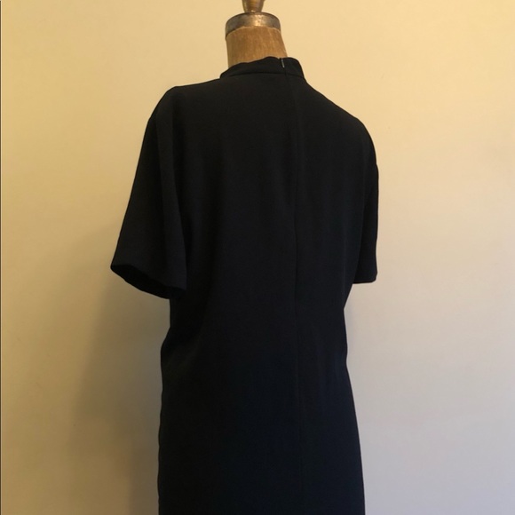 Zara V-cut Black Dress - Picture 3 of 5